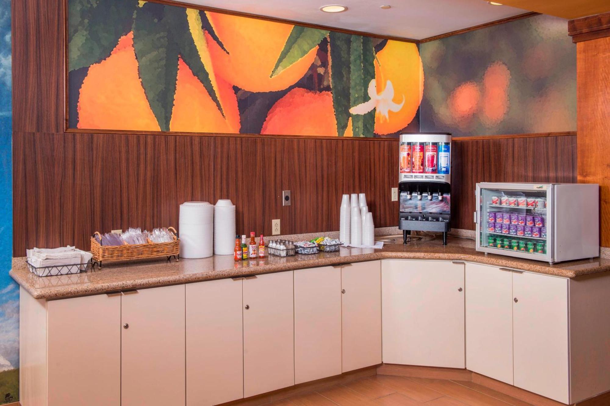 Fairfield Inn & Suites By Marriott Williamsburg Restaurant photo