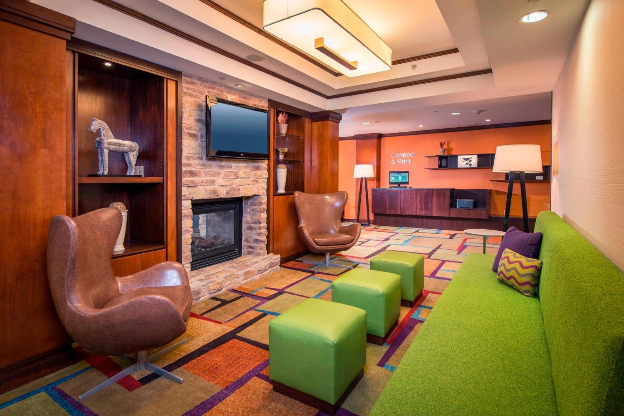 Fairfield Inn & Suites By Marriott Williamsburg Interior photo